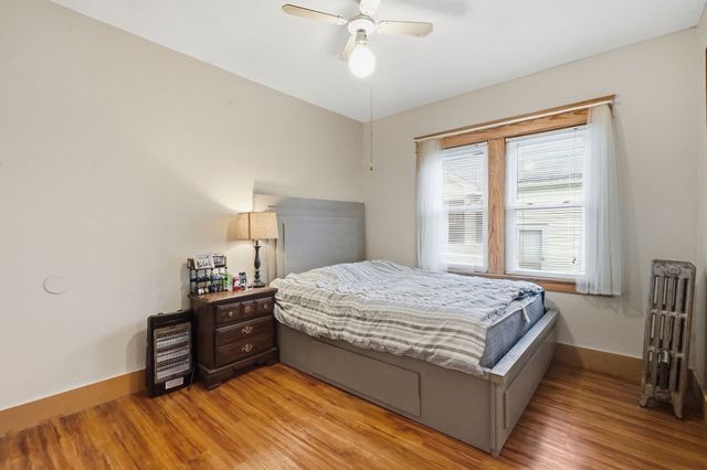 1774 Carew St, Springfield, MA 01104