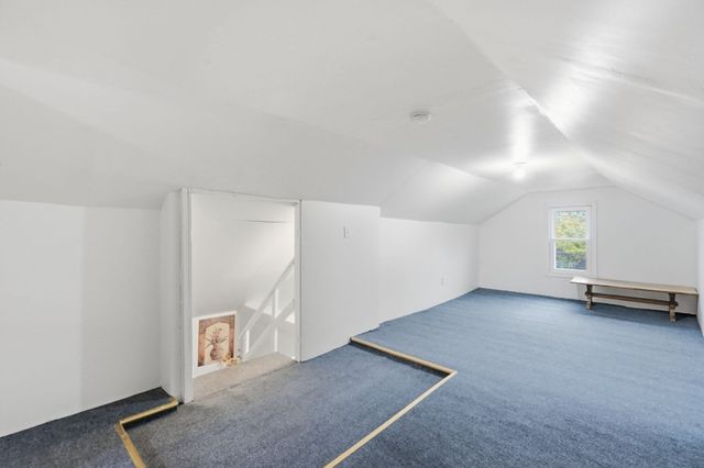 1774 Carew St, Springfield, MA 01104