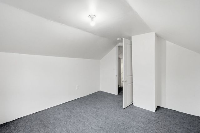 1774 Carew St, Springfield, MA 01104