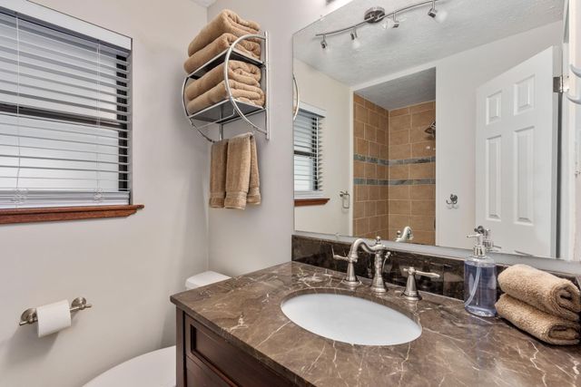 1501 Ronne Drive, Irving, TX 75060