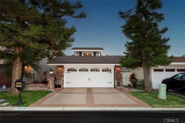 24205 Okeechobee Lane, Lake Forest, CA 92630
