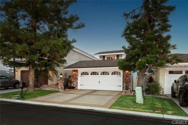 24205 Okeechobee Lane, Lake Forest, CA 92630