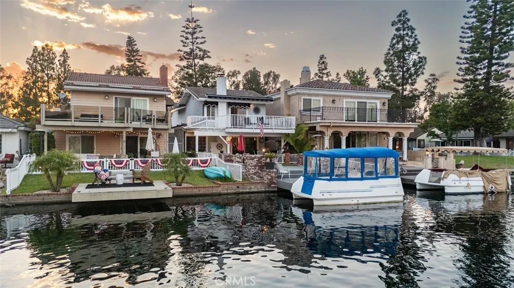24205 Okeechobee Lane, Lake Forest, CA 92630