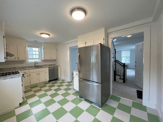 164 Washington Street A, Marblehead, MA 01945