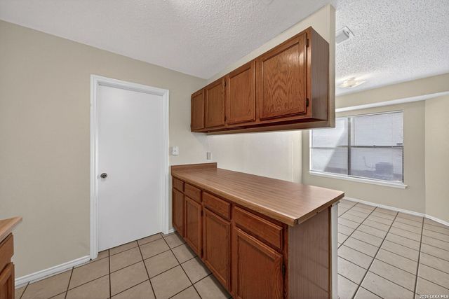 727 CYPRESSBROOK DR, San Antonio, TX 78245