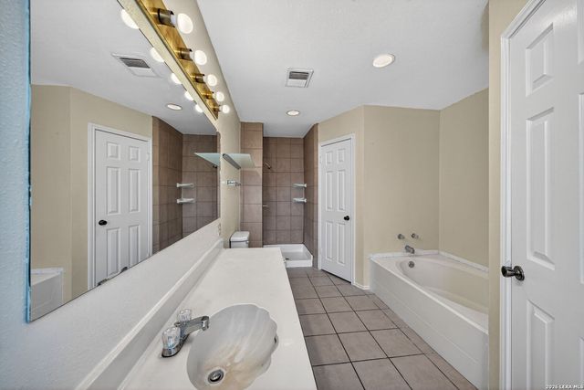 727 CYPRESSBROOK DR, San Antonio, TX 78245