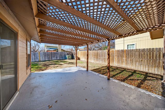 727 CYPRESSBROOK DR, San Antonio, TX 78245