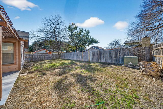 727 CYPRESSBROOK DR, San Antonio, TX 78245