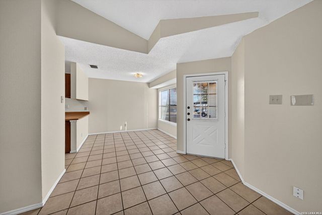 727 CYPRESSBROOK DR, San Antonio, TX 78245