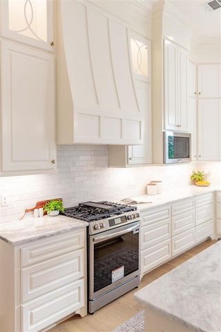 2242 Nikal Drive, Lake Charles, LA 70605