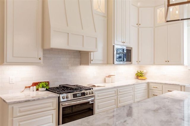 2242 Nikal Drive, Lake Charles, LA 70605