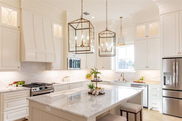 2242 Nikal Drive, Lake Charles, LA 70605