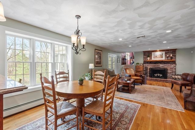 42 Canterbury Street, Andover, MA 01810