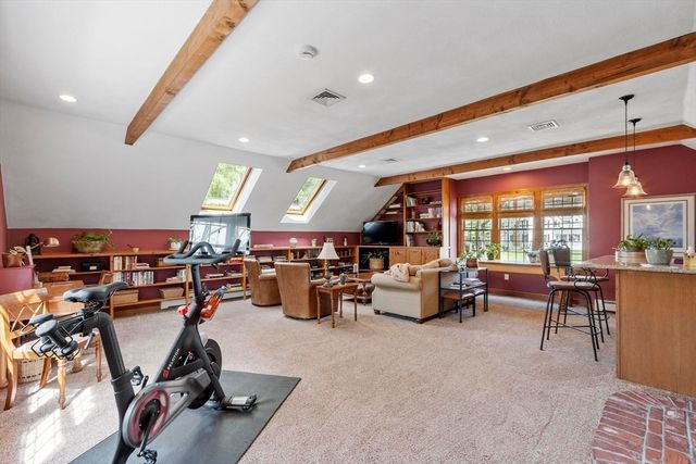 42 Canterbury Street, Andover, MA 01810