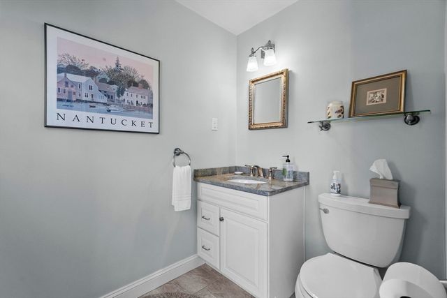 42 Canterbury Street, Andover, MA 01810