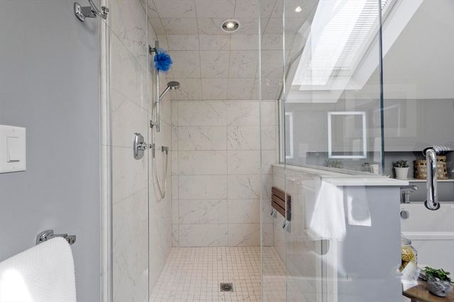 42 Canterbury Street, Andover, MA 01810