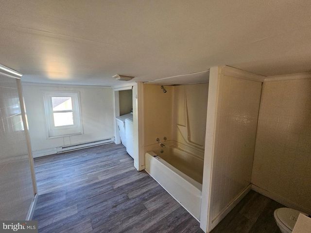 206 E CHURCH ST, Freeburg, PA 17827