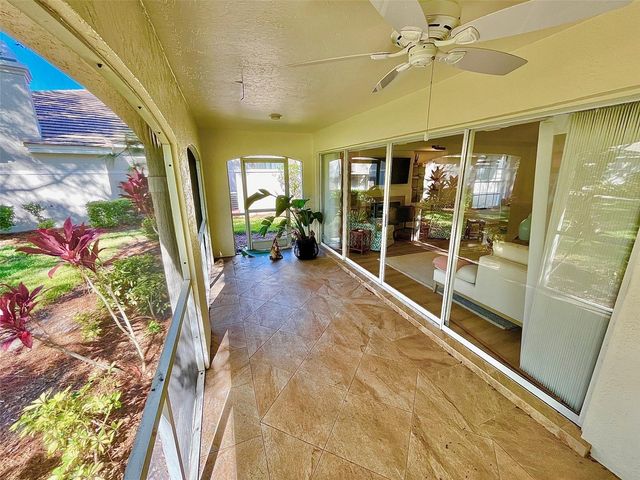 4005 OAKLEY GREENE 19, Sarasota, FL 34235