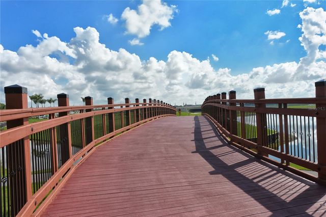 4005 OAKLEY GREENE 19, Sarasota, FL 34235