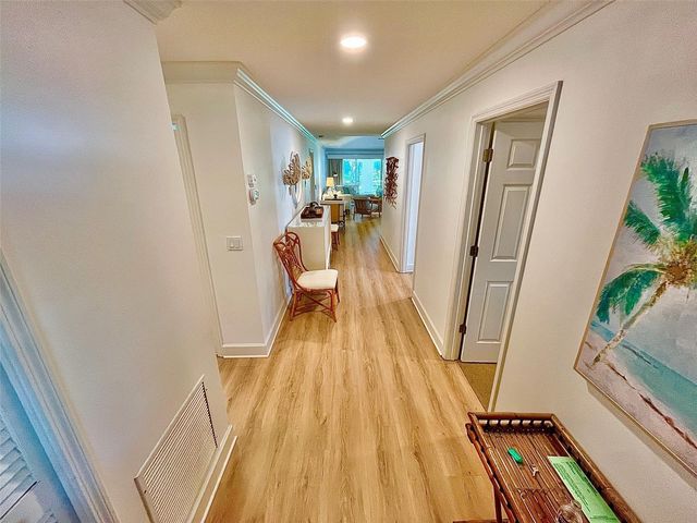 4005 OAKLEY GREENE 19, Sarasota, FL 34235