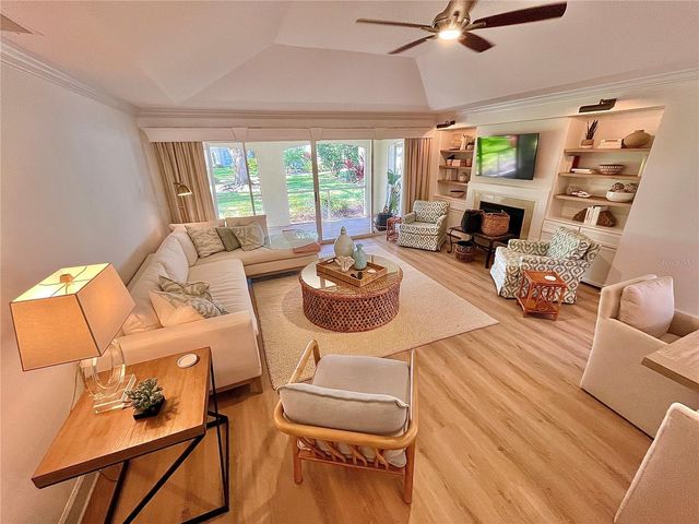 4005 OAKLEY GREENE 19, Sarasota, FL 34235