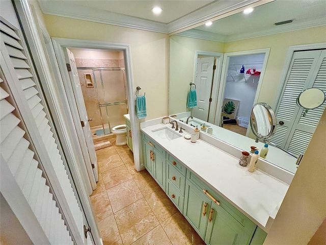 4005 OAKLEY GREENE 19, Sarasota, FL 34235