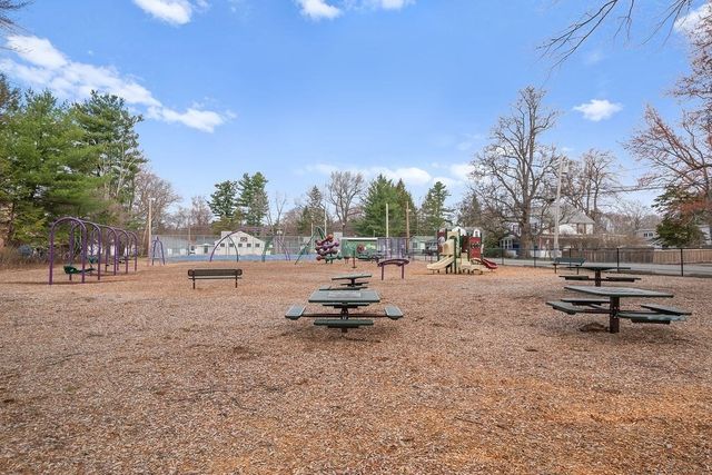 40 Pierce, Lunenburg, MA 01462