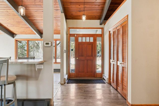 W335N5392 Wedgewood DRIVE, Nashotah, WI 53058