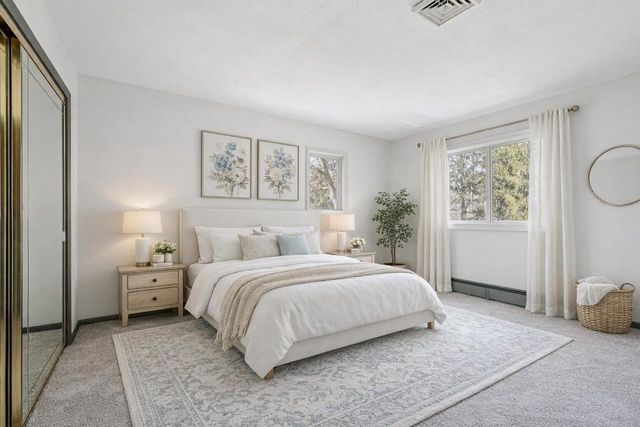 W335N5392 Wedgewood DRIVE, Nashotah, WI 53058