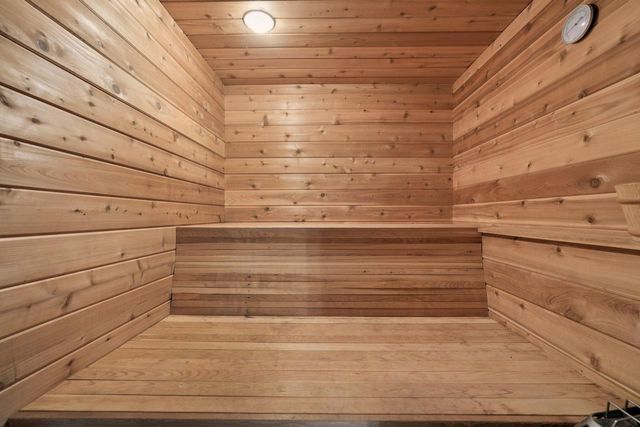 W335N5392 Wedgewood DRIVE, Nashotah, WI 53058