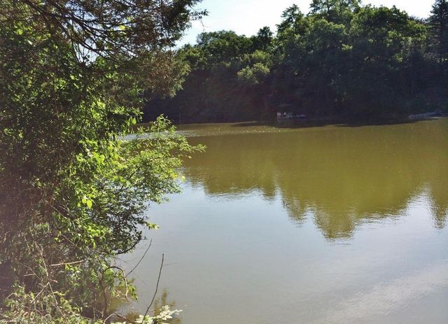 W335N5392 Wedgewood DRIVE, Nashotah, WI 53058