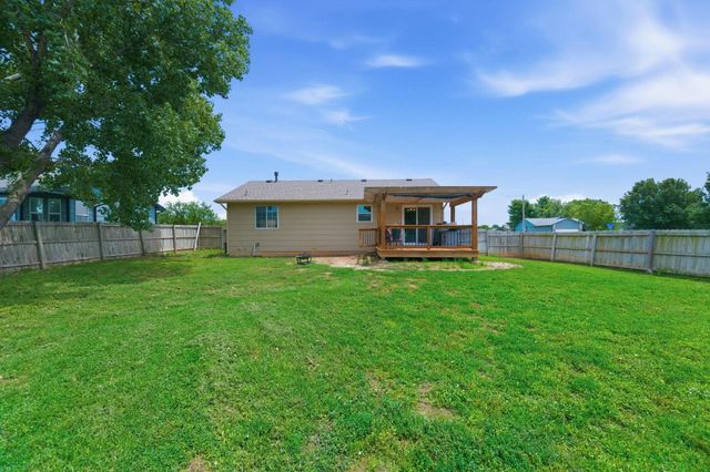1500 Sunset Ct, Goddard, KS 67052