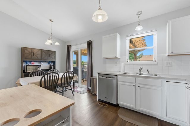 1500 Sunset Ct, Goddard, KS 67052