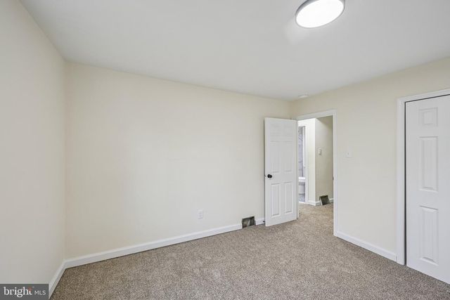 411 COVENTRY AVE, Darby, PA 19023
