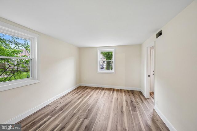 411 COVENTRY AVE, Darby, PA 19023