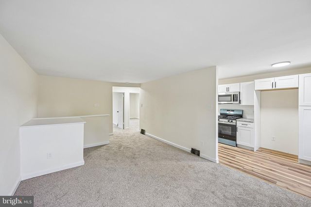 411 COVENTRY AVE, Darby, PA 19023