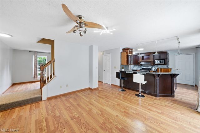 1970 Cherrywood Lane, Akron, OH 44312