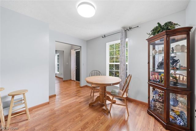 1970 Cherrywood Lane, Akron, OH 44312
