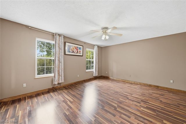 1970 Cherrywood Lane, Akron, OH 44312