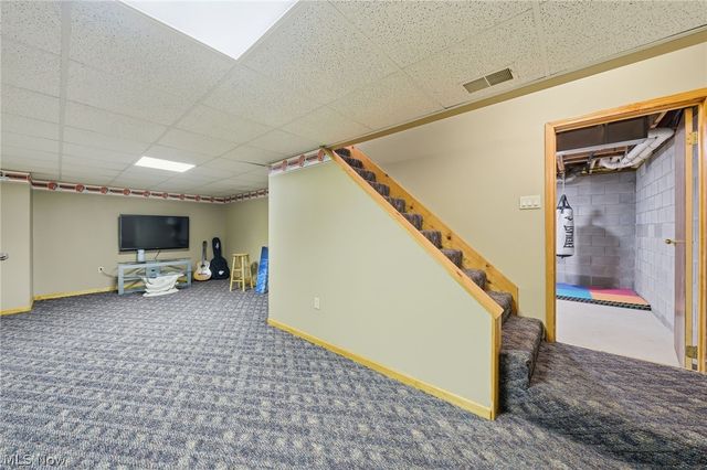 1970 Cherrywood Lane, Akron, OH 44312