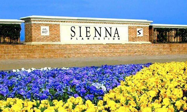 11019 Stonegate Court, Missouri City, TX 77459