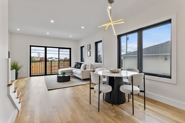 599 Sea St Unit 2, Quincy, MA 02169