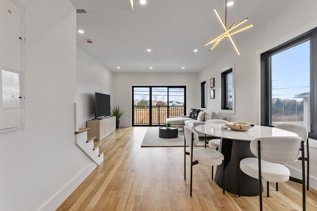 599 Sea St Unit 2, Quincy, MA 02169