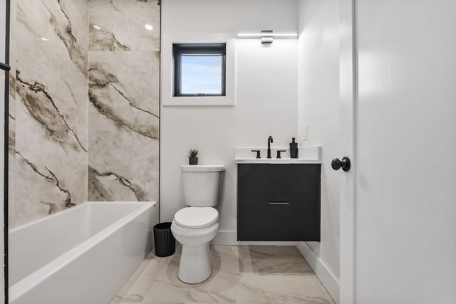 599 Sea St Unit 2, Quincy, MA 02169