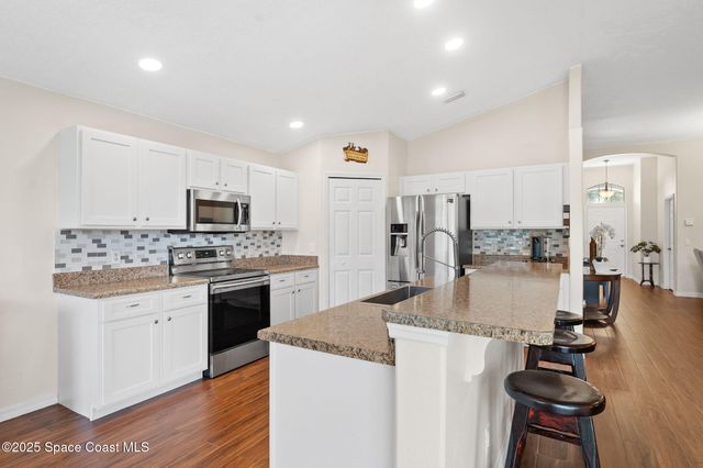 195 Sedgewood Circle, Melbourne, FL 32904