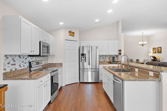 195 Sedgewood Circle, Melbourne, FL 32904