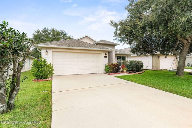 195 Sedgewood Circle, Melbourne, FL 32904