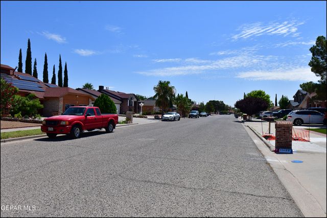 11428 LAKE TANA Drive, El Paso, TX 79936