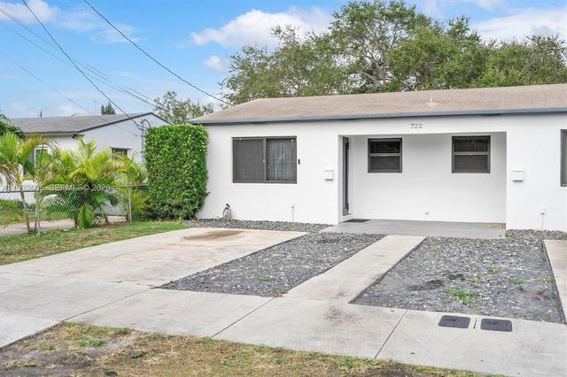 722 SW 8th St, Hallandale Beach, FL 33009