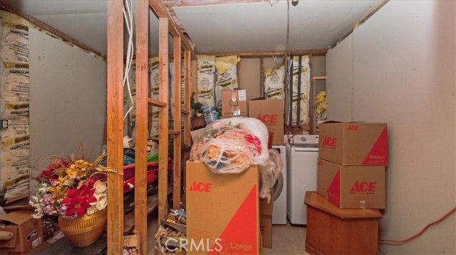 25172 Moon Drive, Crestline, CA 92325